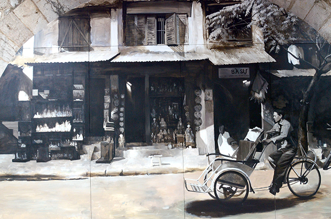 Phung Hung viaduct more beautiful thanks to mural art project