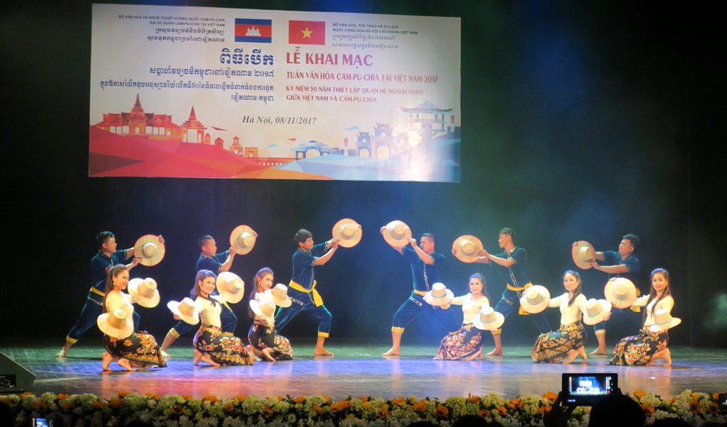 Cambodia Cultural Week in Vietnam opens in Hanoi