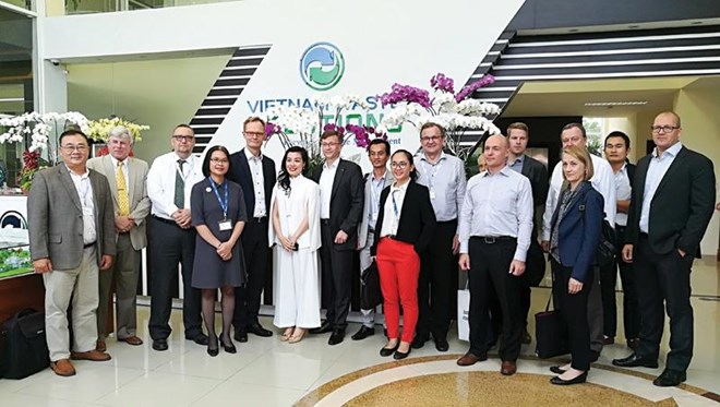 Foreign investors interested in waste treatment in HCM city