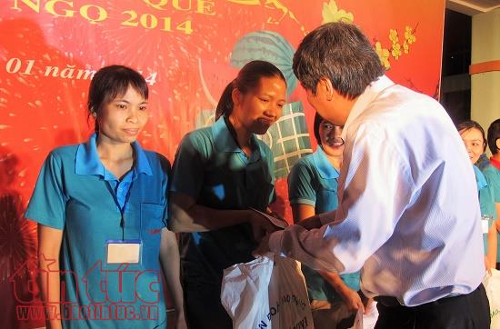 Ho Chi Minh city increases allowances for beneficiaries at Tet