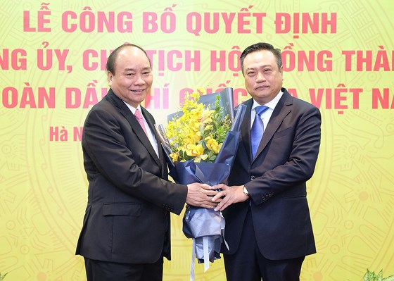 PM asks new PetroVietnam chief to handle loss-making projects