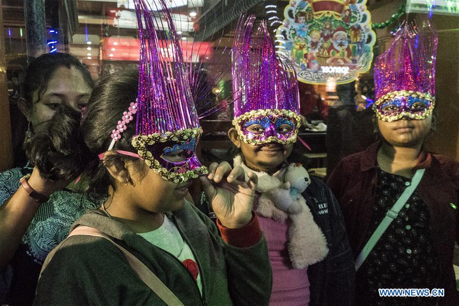 Countries around the world welcome New Year 2018