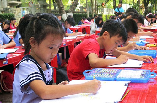 Painting contest celebrates Vietnam-Singapore diplomatic ties