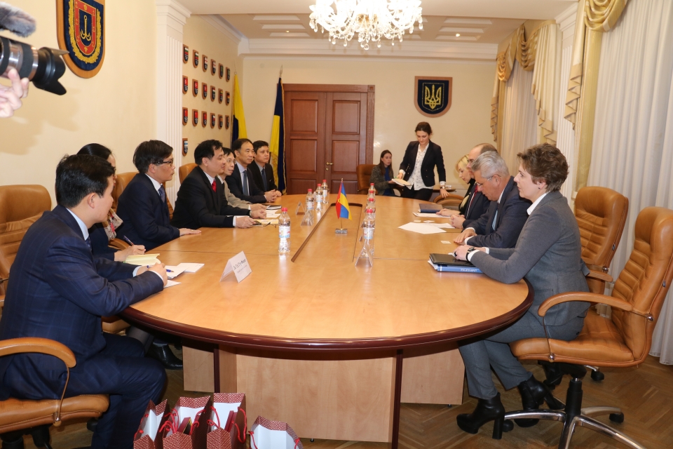 Vietnamese Ambassador to Ukraine pays working visit to Odessa province