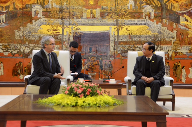 Hanoi welcomes EIB’s support to develop urban railway