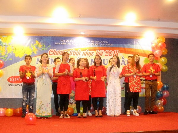 Vietnamese people in Malaysia celebrate Lunar New Year of Dog