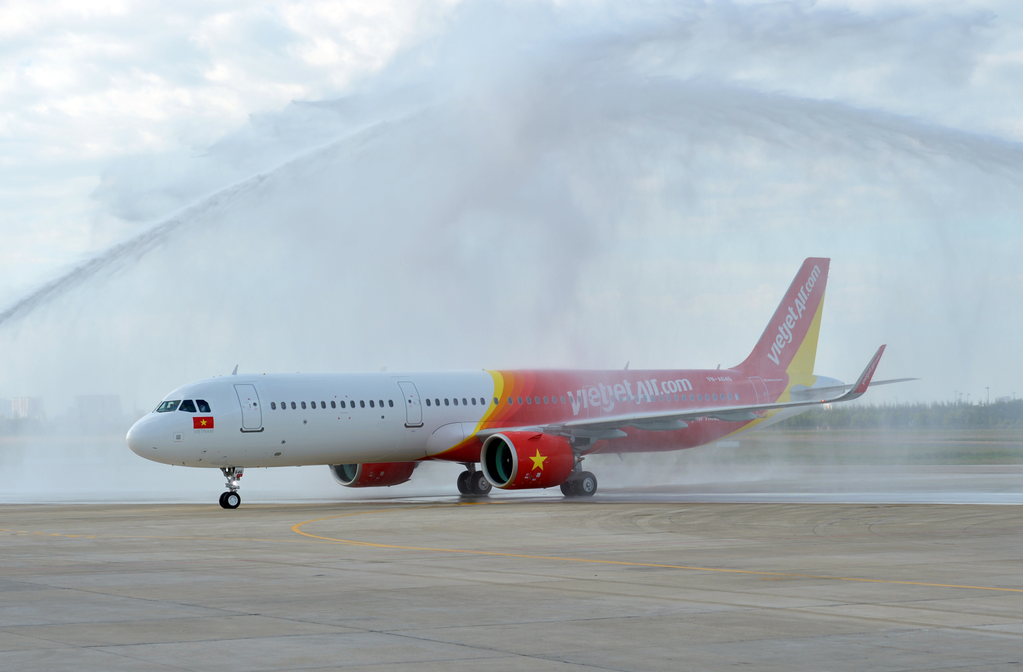 Vietjet Air takes delivery of first A321neo aircraft