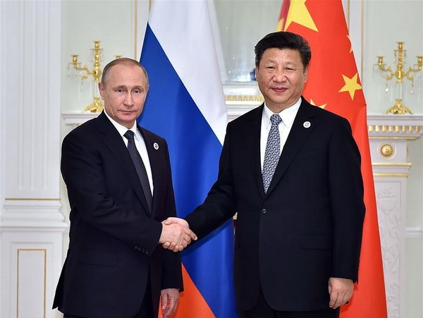 Chinese and Russian Presidents exchange New Year greetings