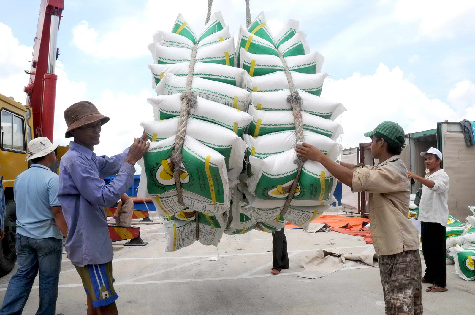 Vietnam to ship 141,000 tons of rice to Indonesia