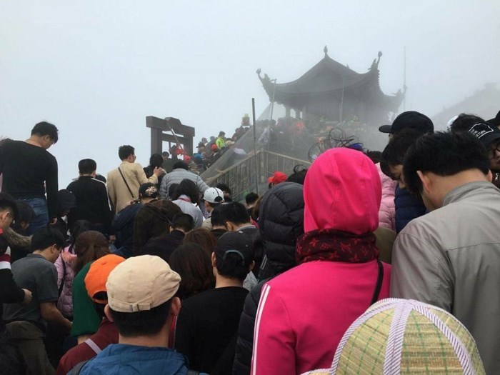 Yen Tu Spring Festival 2018 opens