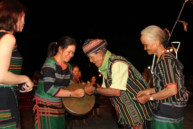 Preserving ethnic culture on M’nong plateau