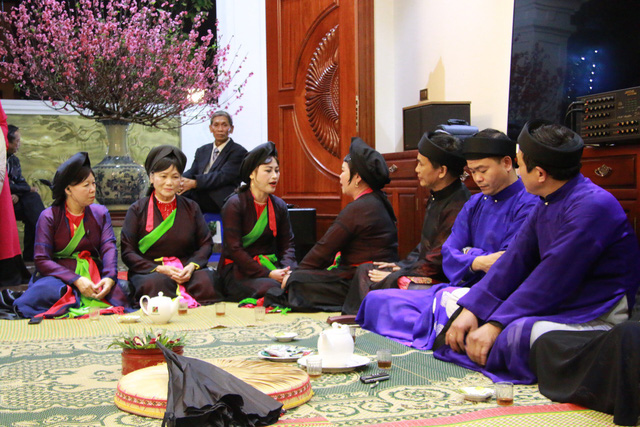 All-night Quan ho singing performance before Lim Festival