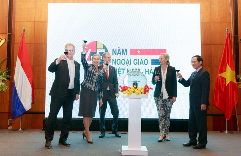 Vietnam, Netherlands reaffirmed economic relations