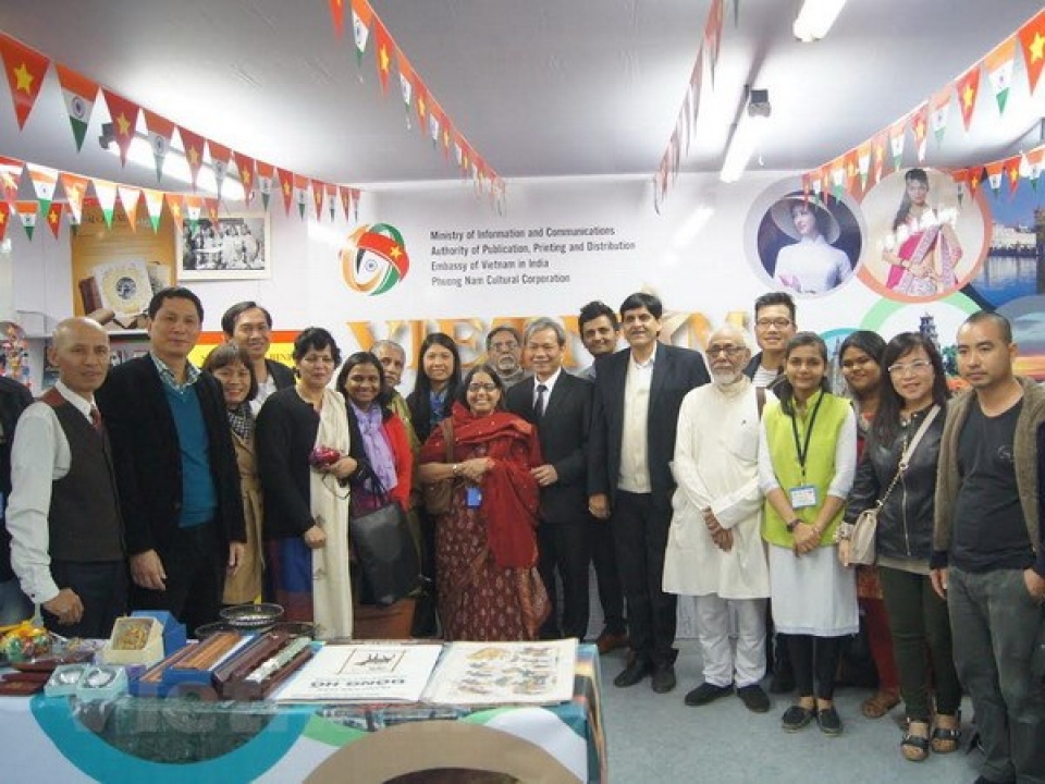 Vietnamese books displayed in international fair in India