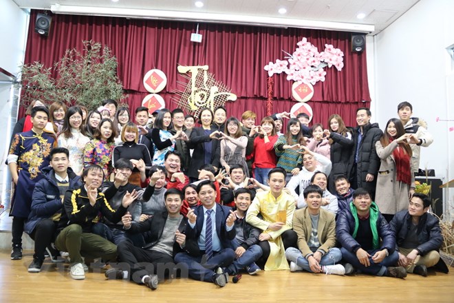 Lunar New Year Festival organized for overseas Vietnamese in RoK’s Hwaseong city