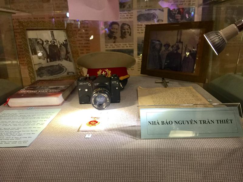 Vietnam Press Museum receives valuable objects