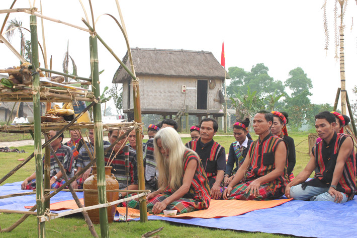 Quang Binh implements project on gender equality in ethnic minority inhabited areas