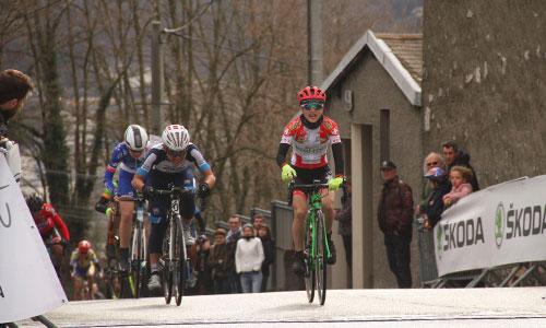 Nguyen Thi That places second at French Grand Prix Chambéry