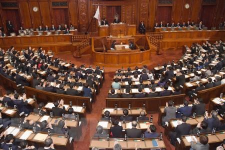 Japan’s Lower House approves record USD912 billion budget