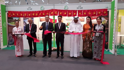 Vietnam participates in international agricultural exhibition in Qatar