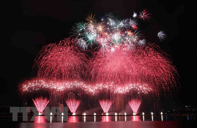Da Nang launches programs for International Fireworks Festival 2018
