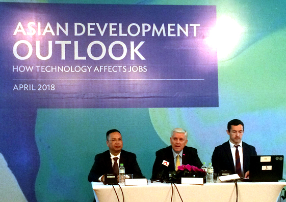 ADB Vietnam s GDP growth will rise to 7 1 in 2018