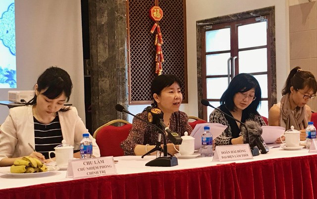 Chinese Embassy in Vietnam meets with local reporters