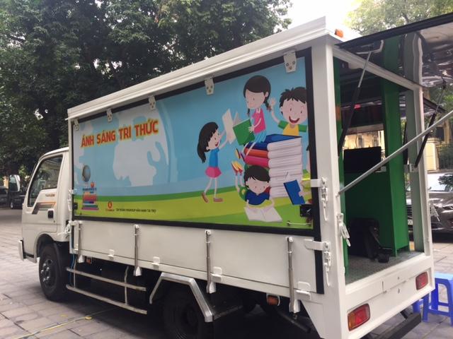 Presenting mobile libraries for remote areas