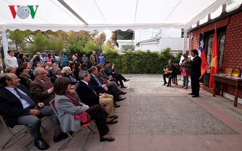 Vietnam’s national reunification marked abroad
