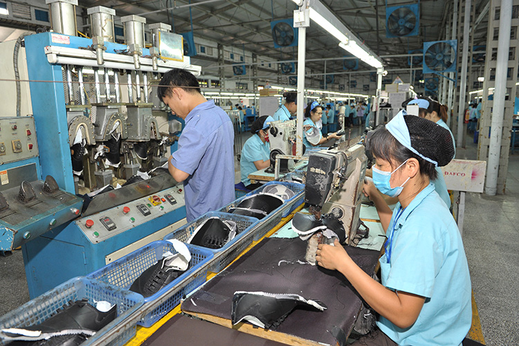 Over VND1 4 quadrillion added to the economy in five months