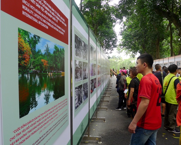 Exhibition on 60th anniversary of Uncle Ho’s stilt house