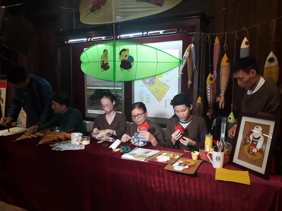 Summer cultural activities for children at the Temple of Literature