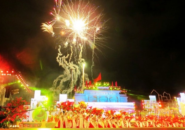 Hai Phong Red Phoenix-flower Festival 2018