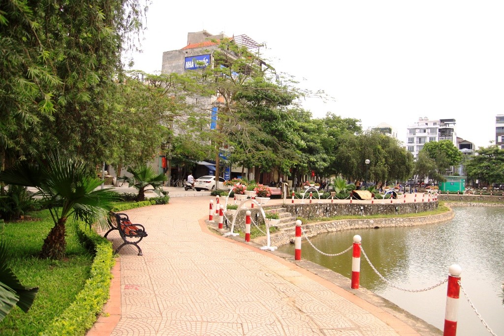 Hanoi to open Trinh Cong Son pedestrian street