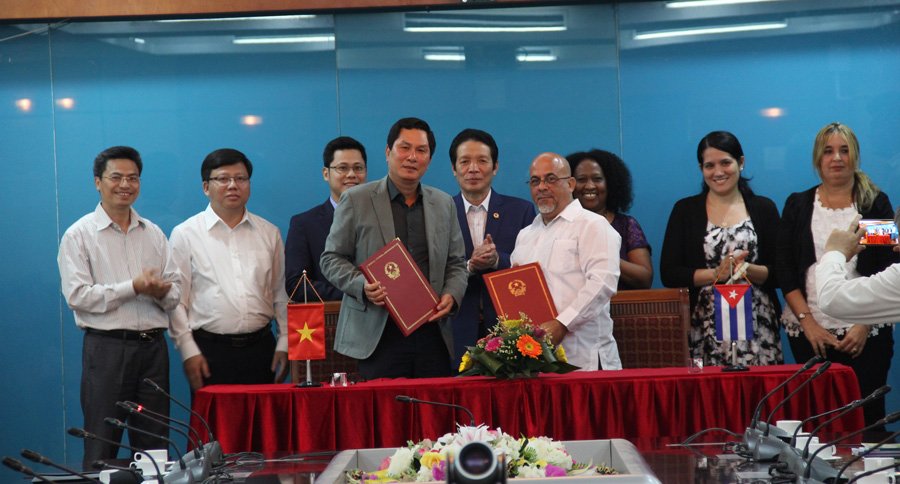Vietnam, Cuba promote cooperation publishing