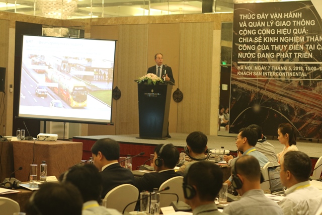 Sweden shares experience in public transport operation and management