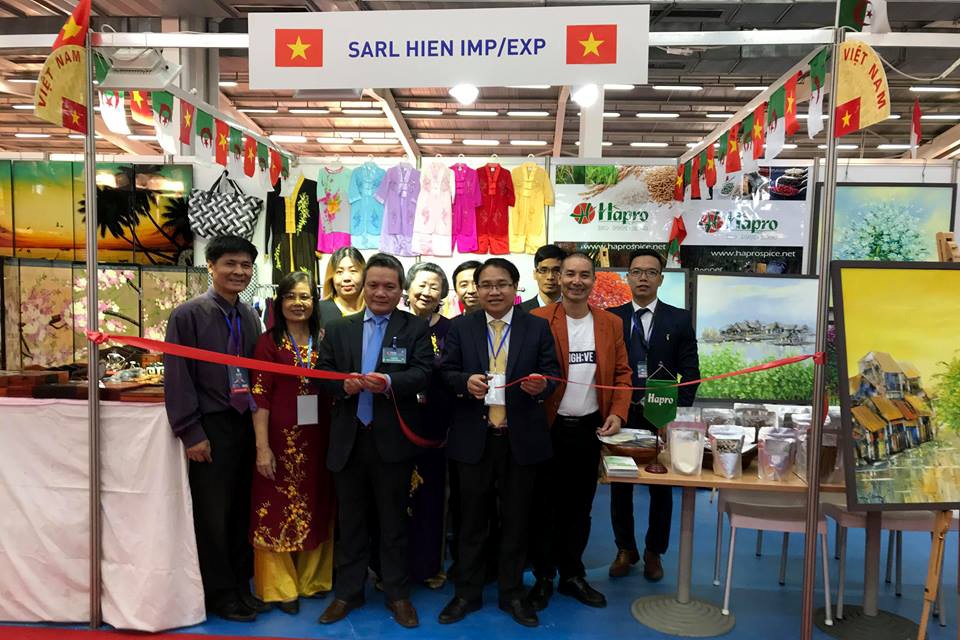 Vietnam joins 51st International Fair of Algiers