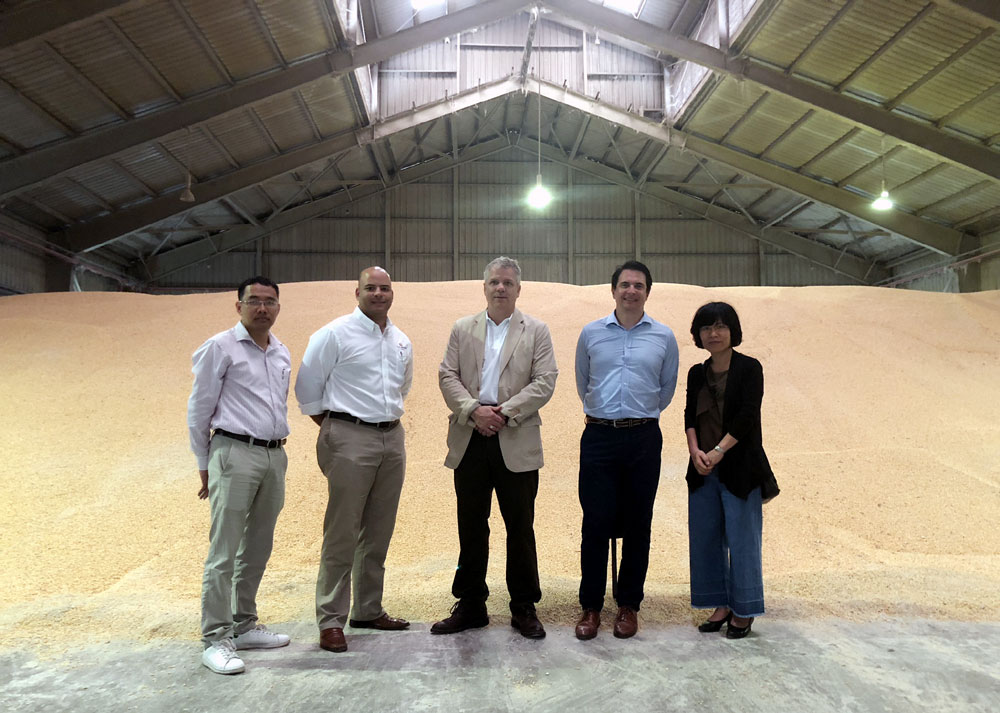 Historic US corn shipment arrived at Vietnam
