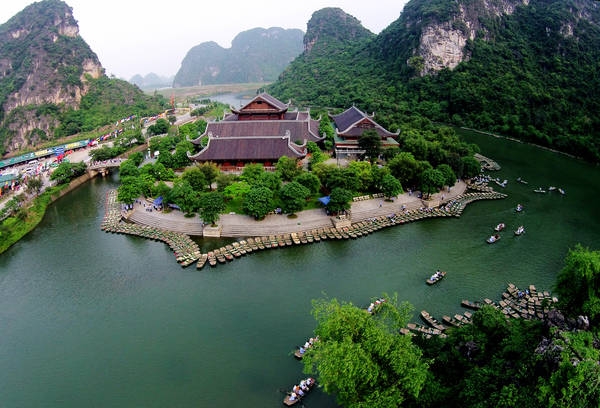 Ninh Binh launches smart tourism portal