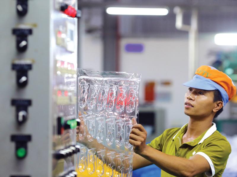 Country strives to achieve 6 8 GDP growth in 2019