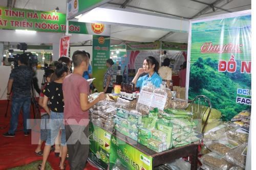 HCM city opens hi-tech agriculture fair