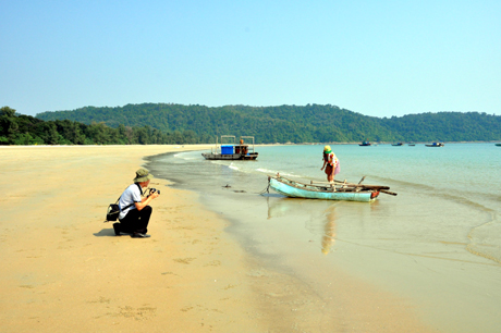 Quang Ninh gains additional standard beach