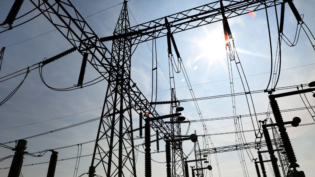 Bangladesh develops two power lines in support of its national target of electricity for all by 2021