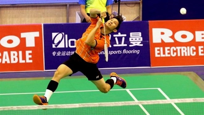 Vietnamese star enters semi-finals of Singapore Badminton Open