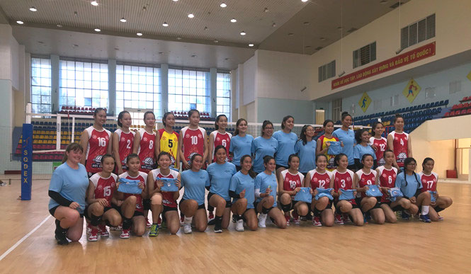 US volleyball players enjoy youth sports diplomacy program in Vietnam