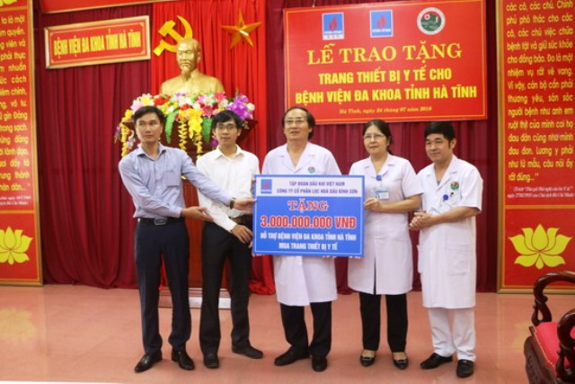 BSR assists Ha Tinh Hospital with VND3 billion