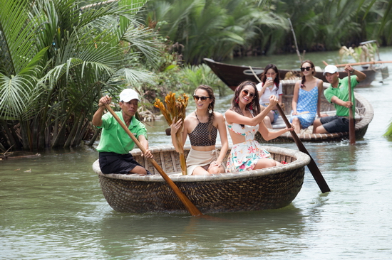 World Miss Tourism Ambassador 2018 pageants promote Vietnam tourism