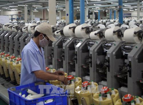 Over 2,900 enterprises recover operation in August