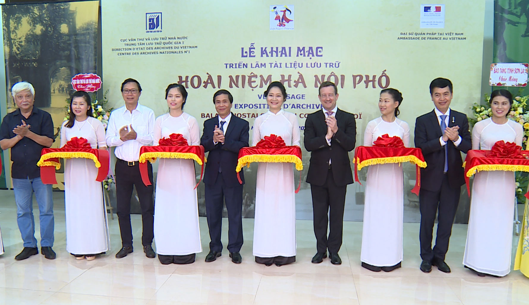 Exhibition on Hanoi through documents of National Archives