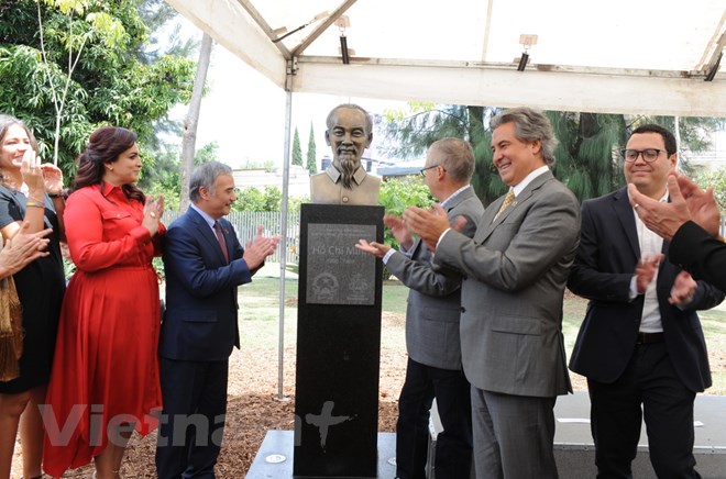 President Ho Chi Minh statue inaugurated in Mexico’s Guadalajara city